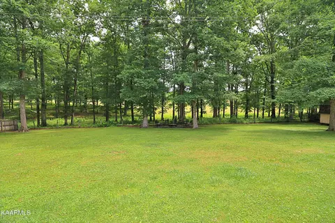 434 Meadow Creek Dr, Oneida, TN 37841 photo 24