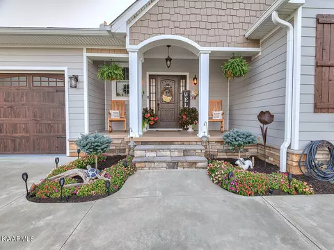 2048 Ivy Way, Newport, TN 37821