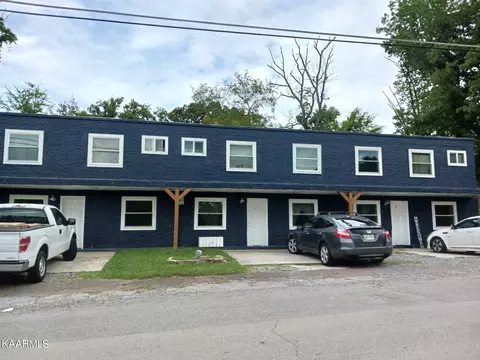 207 Branch Ln, Knoxville, TN 37924
