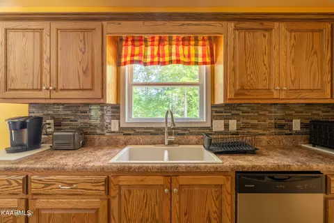 890 Buffalo Trail Tr, Clarkrange, TN 38553 photo 6