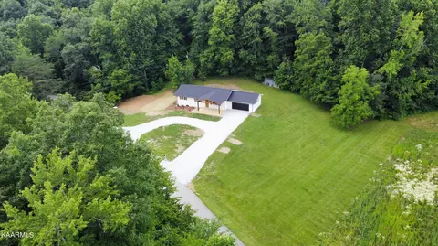 230 Old Brimstone Rd, Helenwood, TN 37755
