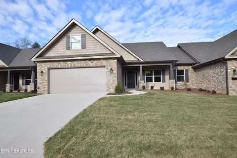 7139 Volunteer Ridge Ln, Knoxville, TN 37918