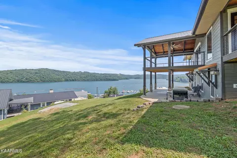 225 Roberts Loop, Celina, TN 38551 photo 37