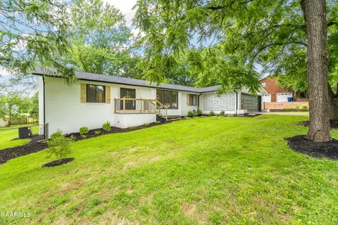 7509 Lancashire Blvd, Powell, TN 37849