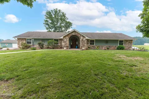 7735 Steekee Creek Rd, Loudon, TN 37774