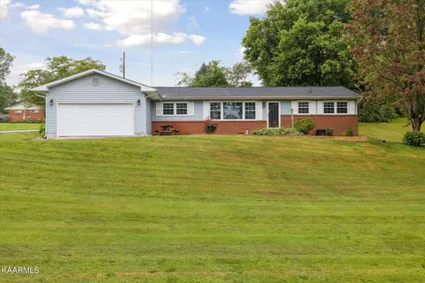 4214 S Wahli Dr, Knoxville, TN 37918