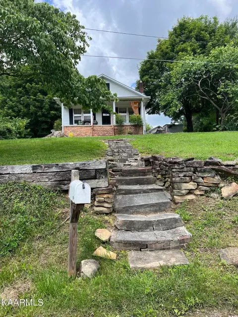 392 Chambers Ln, Oneida, TN 37841 photo 12