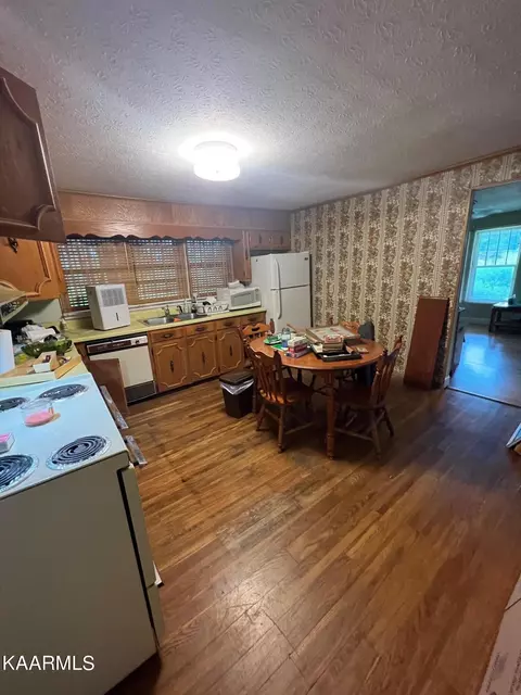 392 Chambers Ln, Oneida, TN 37841 photo 19