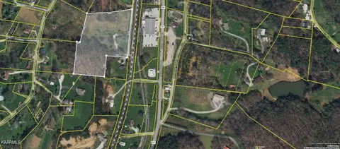 392 Chambers Ln, Oneida, TN 37841 photo 11