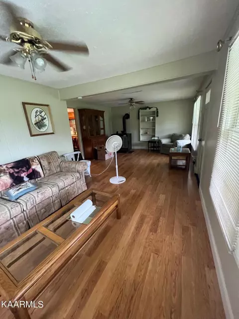 392 Chambers Ln, Oneida, TN 37841 photo 18