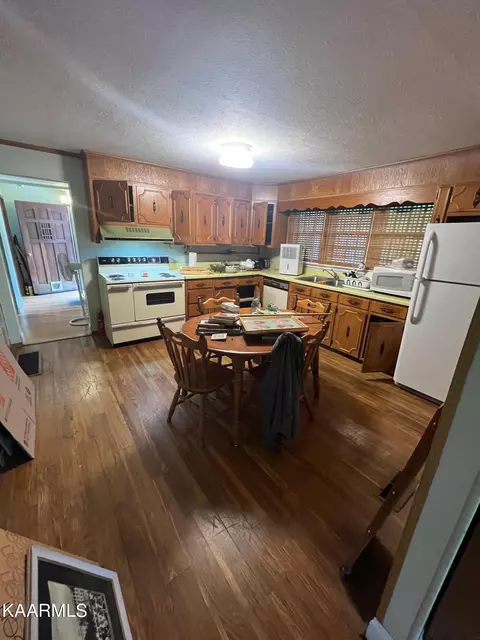 392 Chambers Ln, Oneida, TN 37841 photo 13