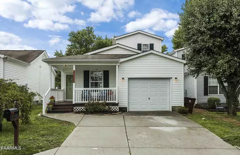 1729 Delmonte Way, Knoxville, TN 37932