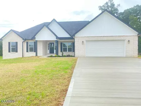 1047 Pathways Dr, Seymour, TN 37865