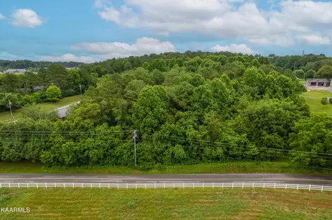00 W Town Creek Rd, Lenoir City, TN 37771