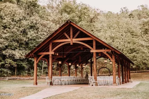 801 805 Hardin Ln, Sevierville, TN 37862