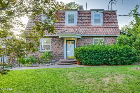 2025 Fairmont Blvd, Knoxville, TN 37917