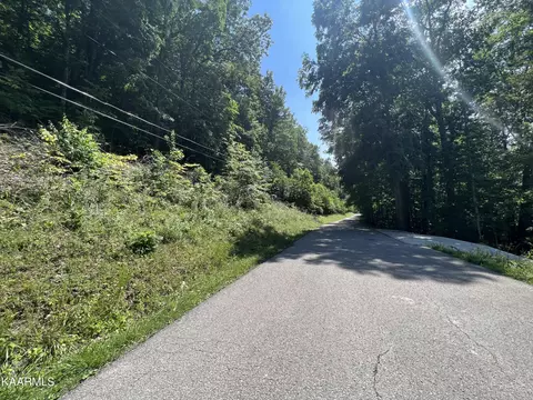 178 Yoakum Hollow Road, Jacksboro, TN 37757