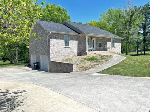 336 Grandview Dr, Kodak, TN 37764
