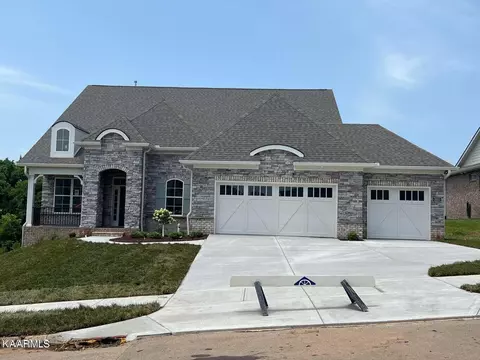 305 Kendall Hunt St, Farragut, TN 37934