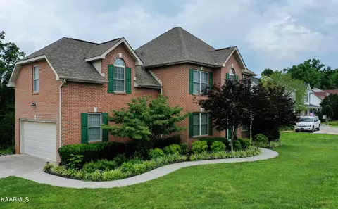 6125 Cateland Ln, Powell, TN 37849