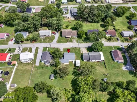 313 Juniper St, Greeneville, TN 37745 photo 24