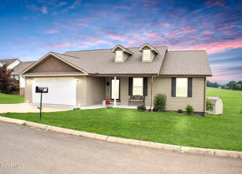 140 Jenny Dr, Madisonville, TN 37354