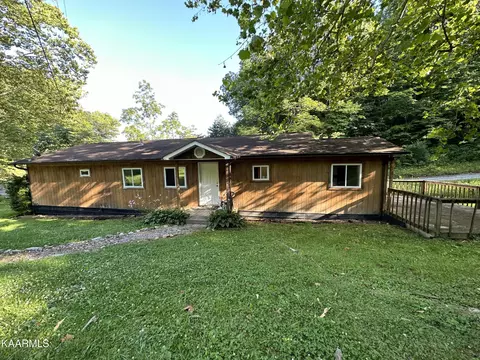 924 Mclin Hollow Rd, Rose Hill, VA 24281