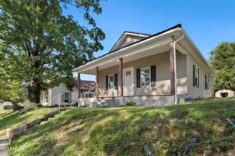 801 Ohio St, Athens, TN 37303