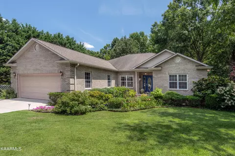 403 Cheestana Ln, Loudon, TN 37774