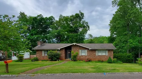 613 Summit View Rd, Knoxville, TN 37920