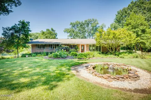 727 S Peters Rd, Knoxville, TN 37922