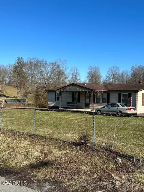 525 S 35th St, Middlesboro, KY 40965