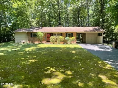 1623 Peltier Rd, Knoxville, TN 37912