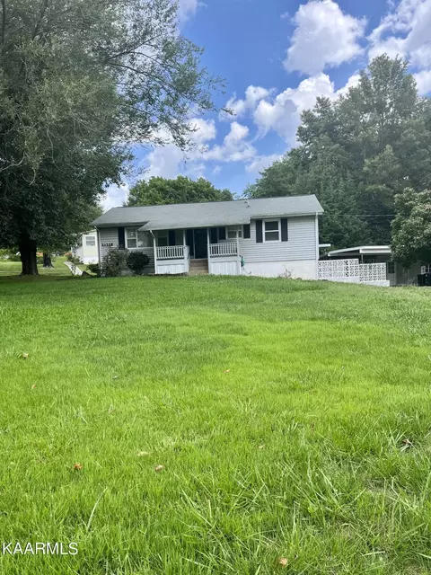 2120 Rambling Rd, Knoxville, TN 37912