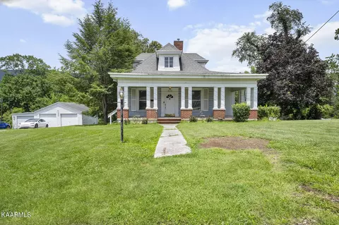 429 S Douglas Ave, Rockwood, TN 37854