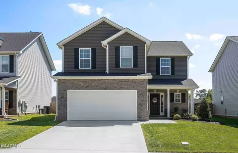 3014 Lazy River Dr, Knoxville, TN 37931