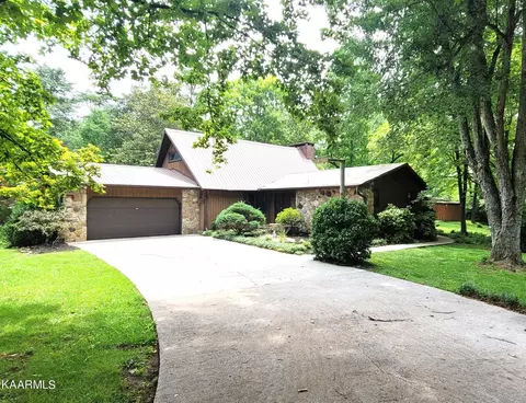 5936 Lanier Xrds, Maryville, TN 37801