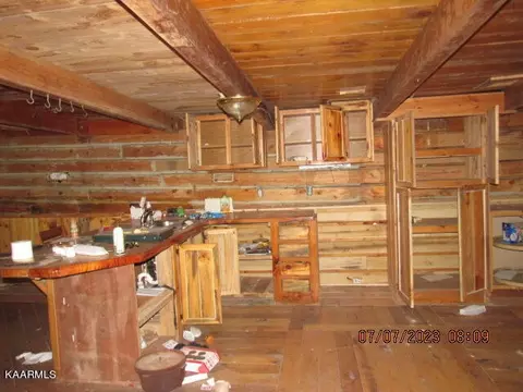 385 Satterfield Rd, Luttrell, TN 37779 photo 7