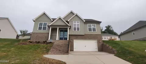 8121 Chapel Hill Ln, Knoxville, TN 37938