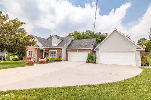 7425 Palmleaf Rd, Knoxville, TN 37918