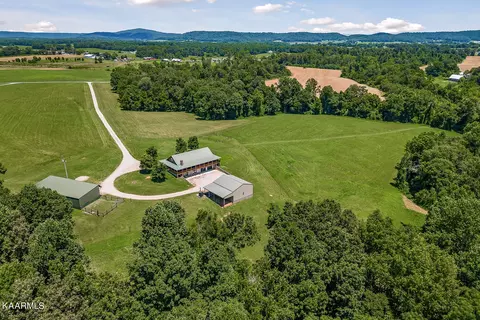 357 Betterton, Walling, TN 38587