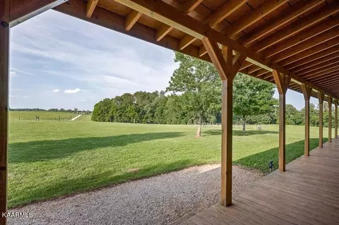 357 Betterton, Walling, TN 38587 photo 3
