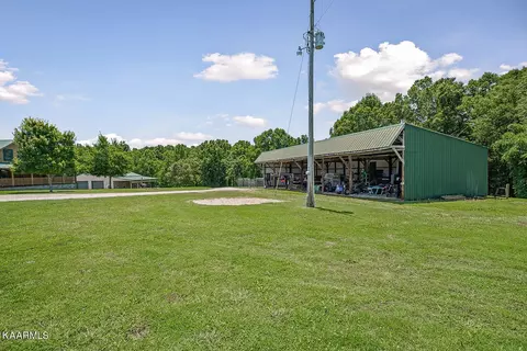 357 Betterton, Walling, TN 38587 photo 52