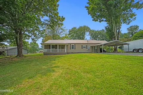 7631 Blueberry Rd, Powell, TN 37849