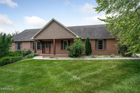 5175 Baxter Rd, Baxter, TN 38544