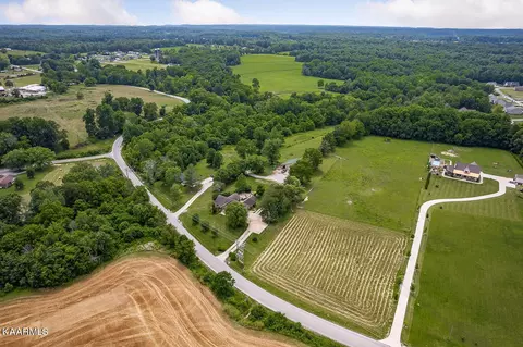5175 Baxter Rd, Baxter, TN 38544 photo 7