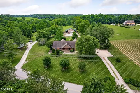 5175 Baxter Rd, Baxter, TN 38544 photo 5