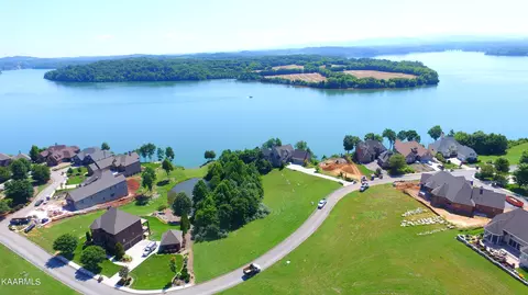 109 Breakers Dr, Vonore, TN 37885