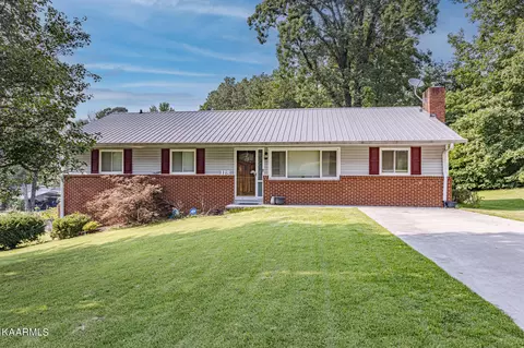 118 Shawnee Tr, Athens, TN 37303