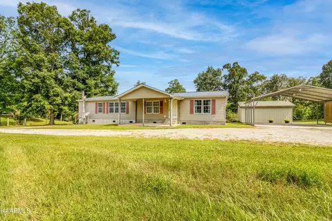 2583 Howard Springs Rd, Crossville, TN 38571